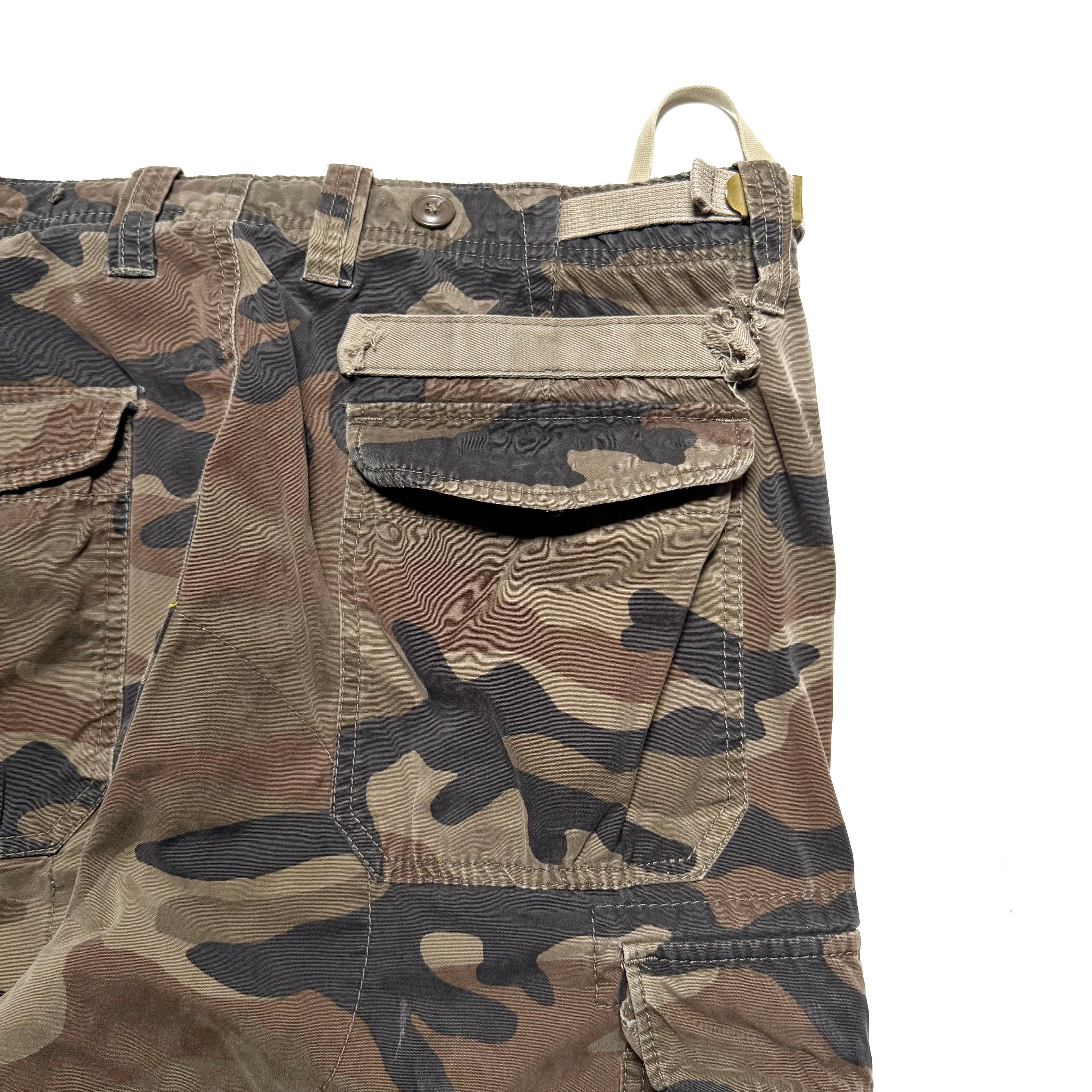 00s Old GAP Baggy Camo Cargopants