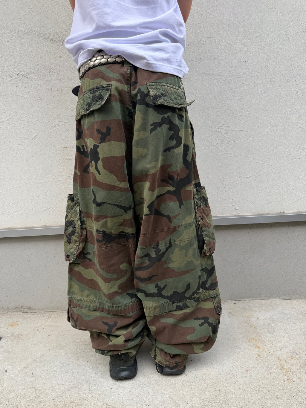 00s Machine Super Baggy Cargopants