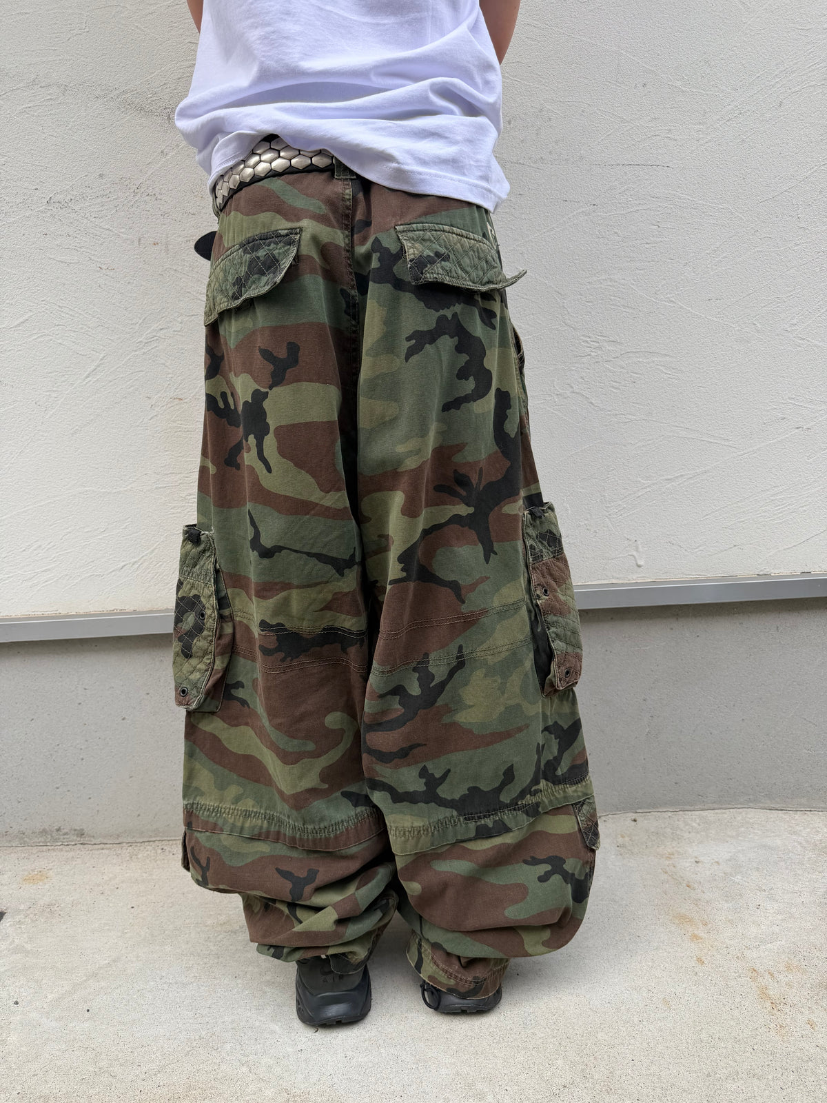00s Machine Super Baggy Cargopants