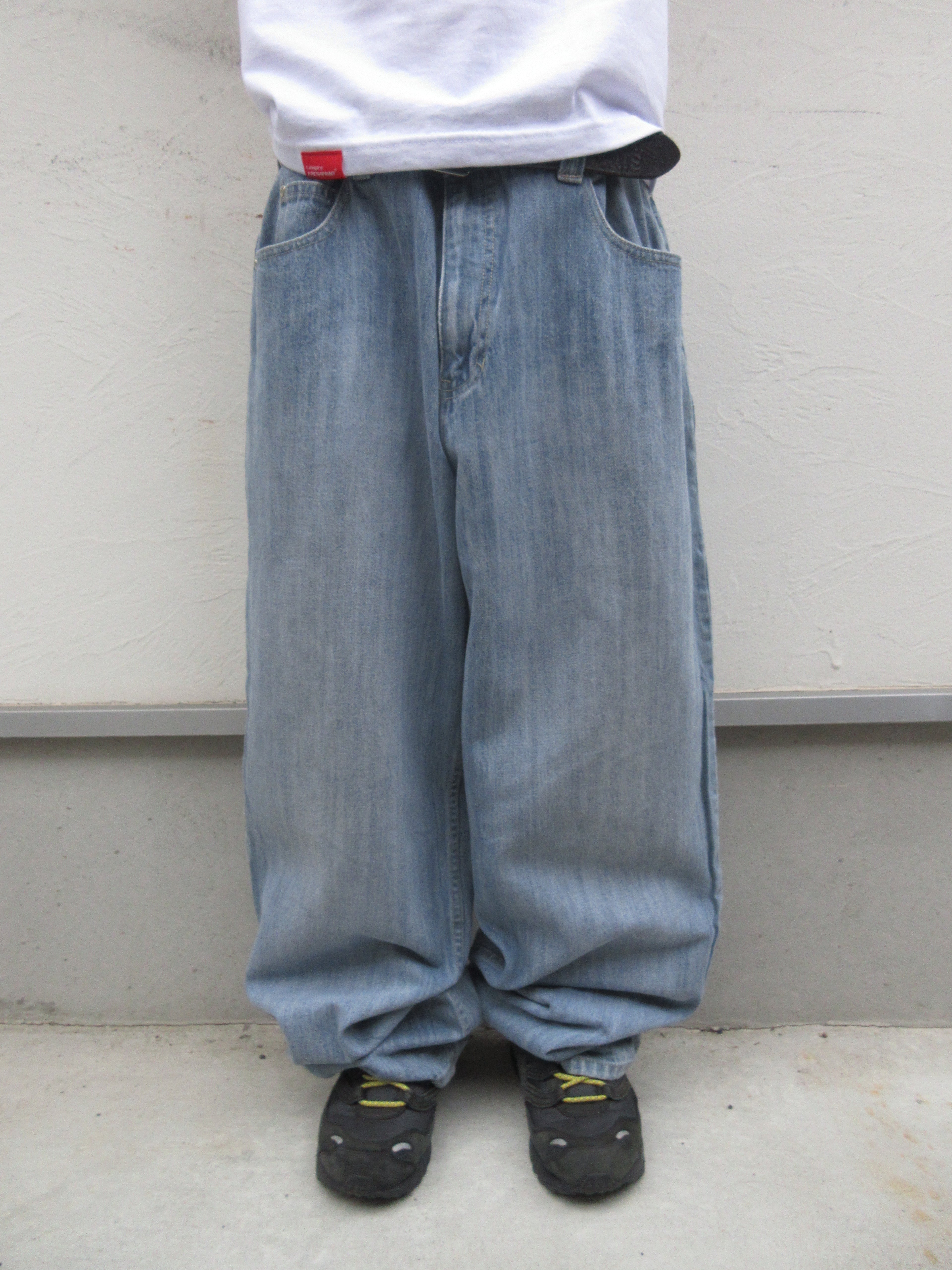 00s Anchor Blue BEYOND BAGGY Denim