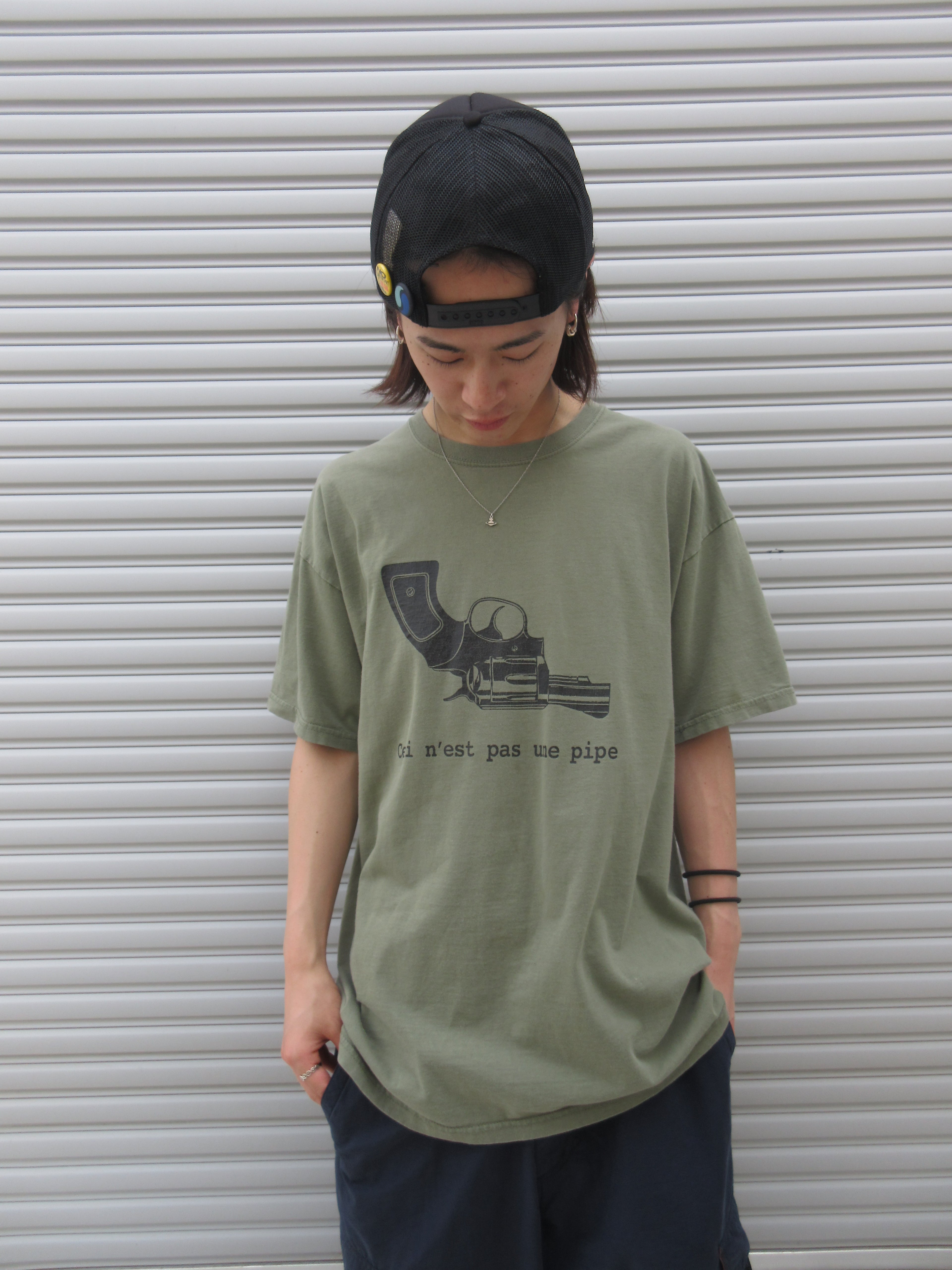 00s Gun Graphic Tee