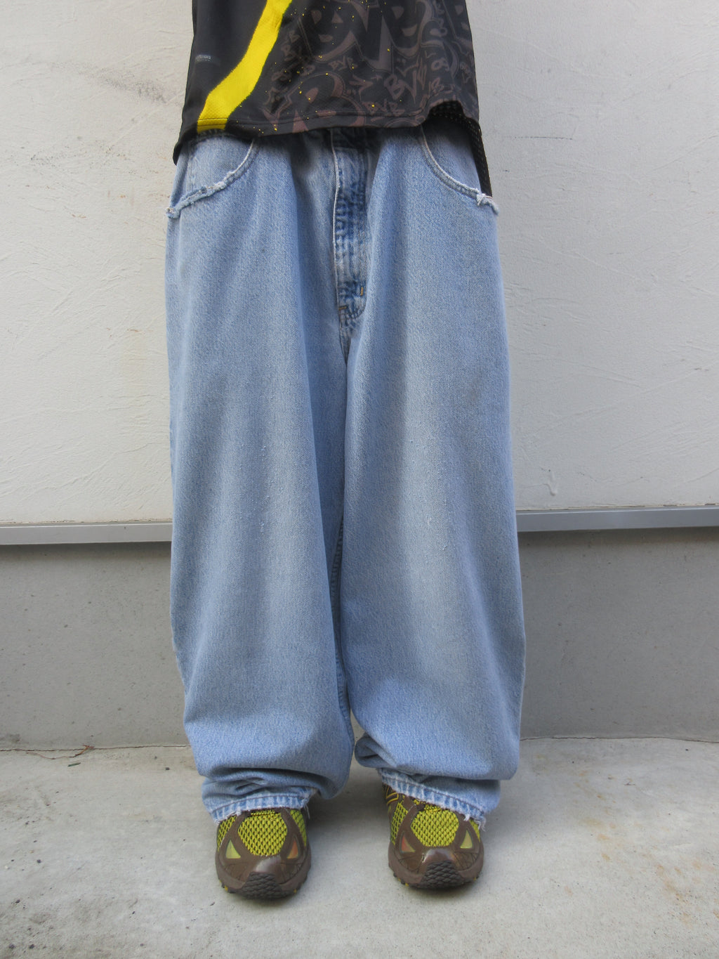00s Anchor Blue BEYOND BAGGY Denim