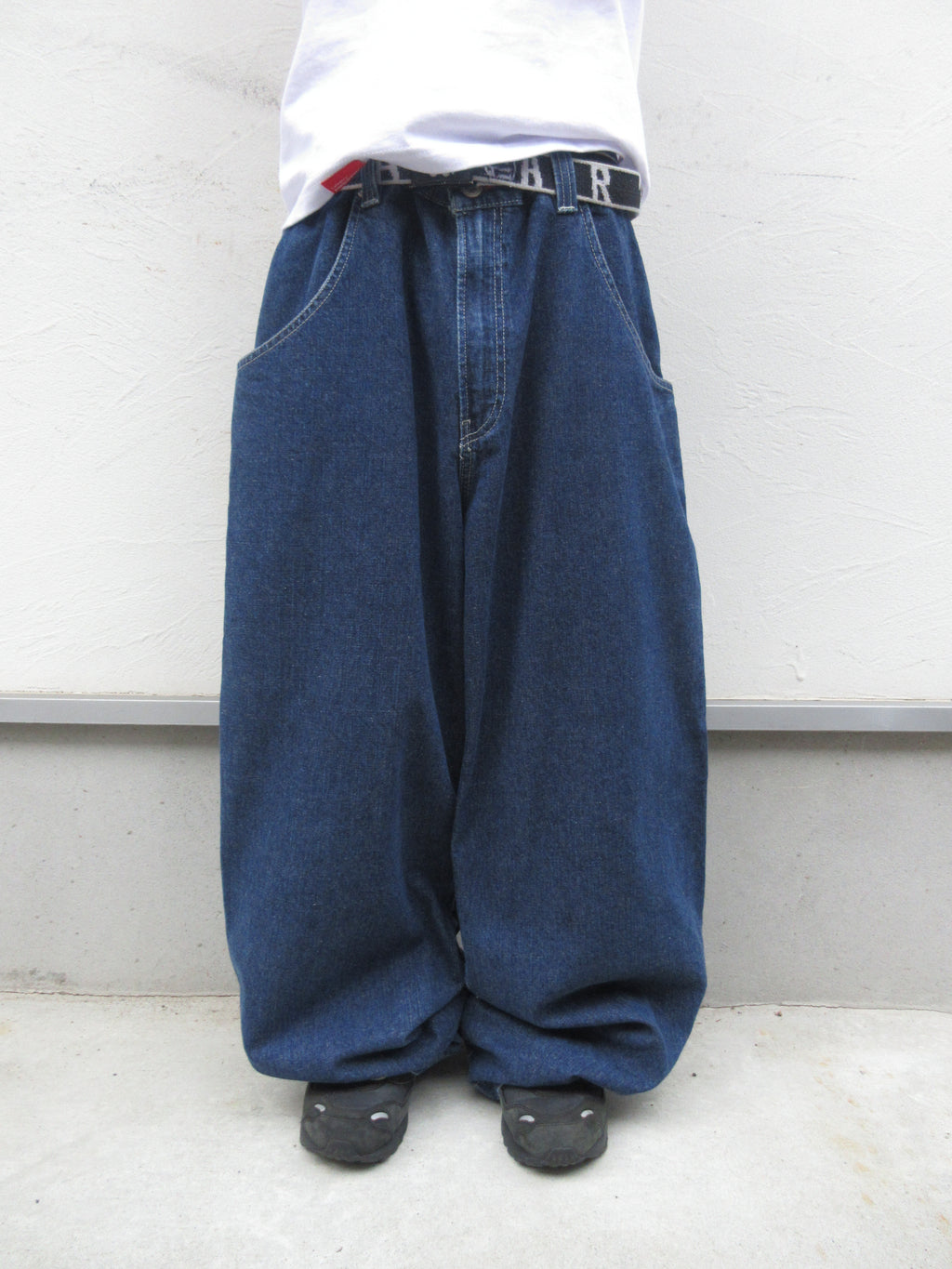 90~00s JNCO JEANS Logo Embroidered Hyper Baggy Denim