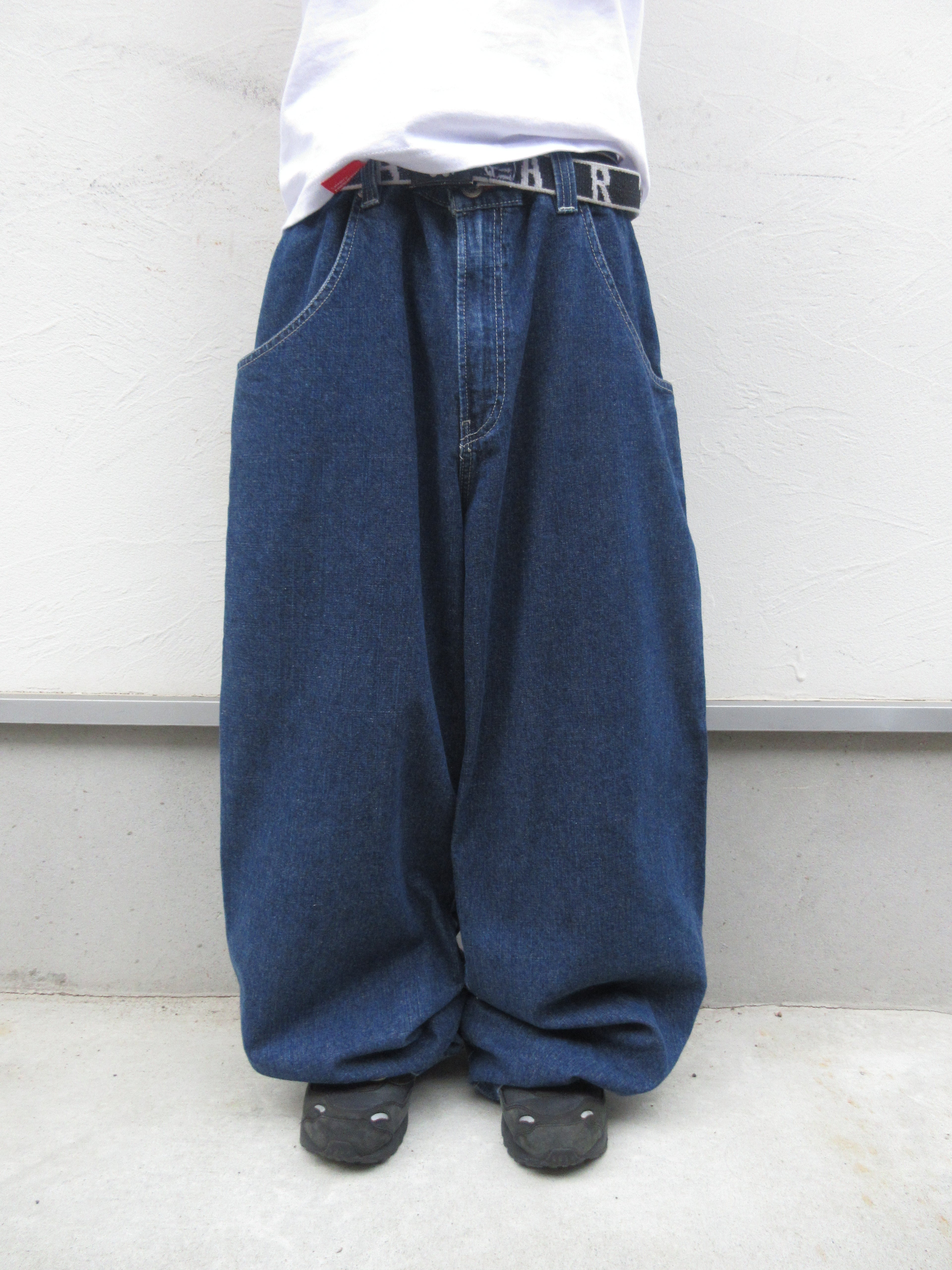 90~00s JNCO JEANS Logo Embroidered Hyper Baggy Denim