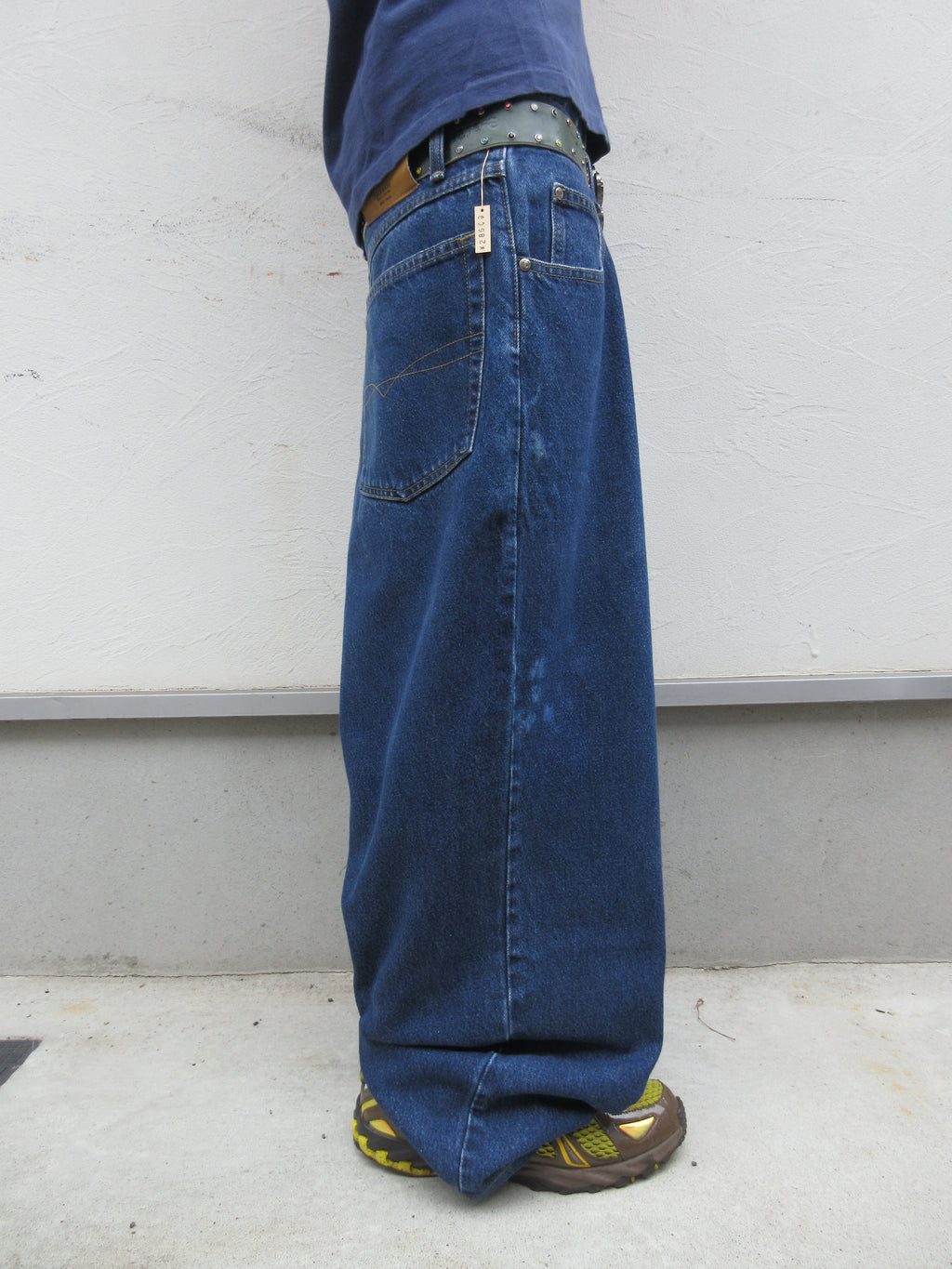 00s Anchor Blue BEYOND BAGGY Denim
