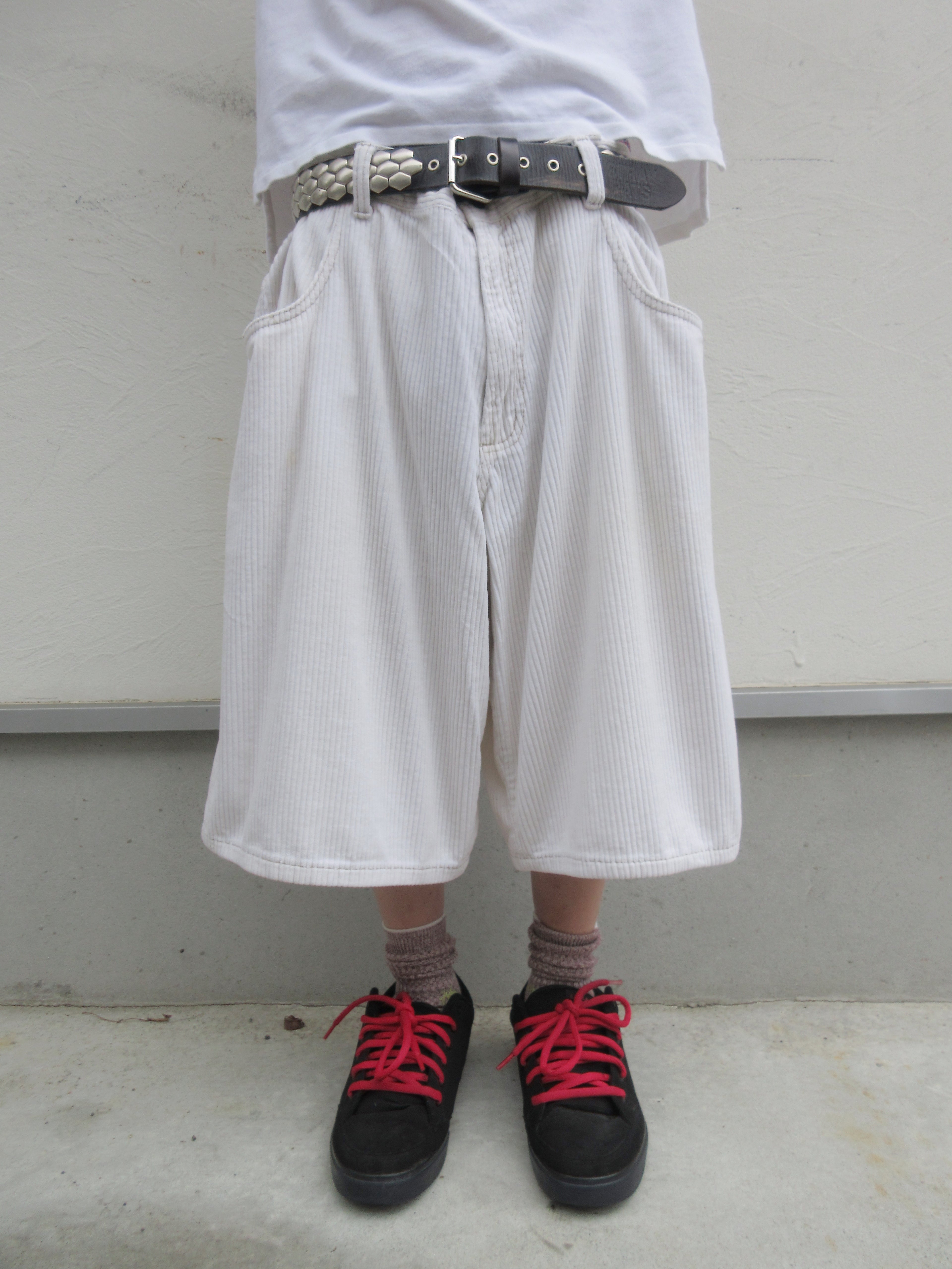90~00s INTERSTATE Corduroy Super Baggy Shorts