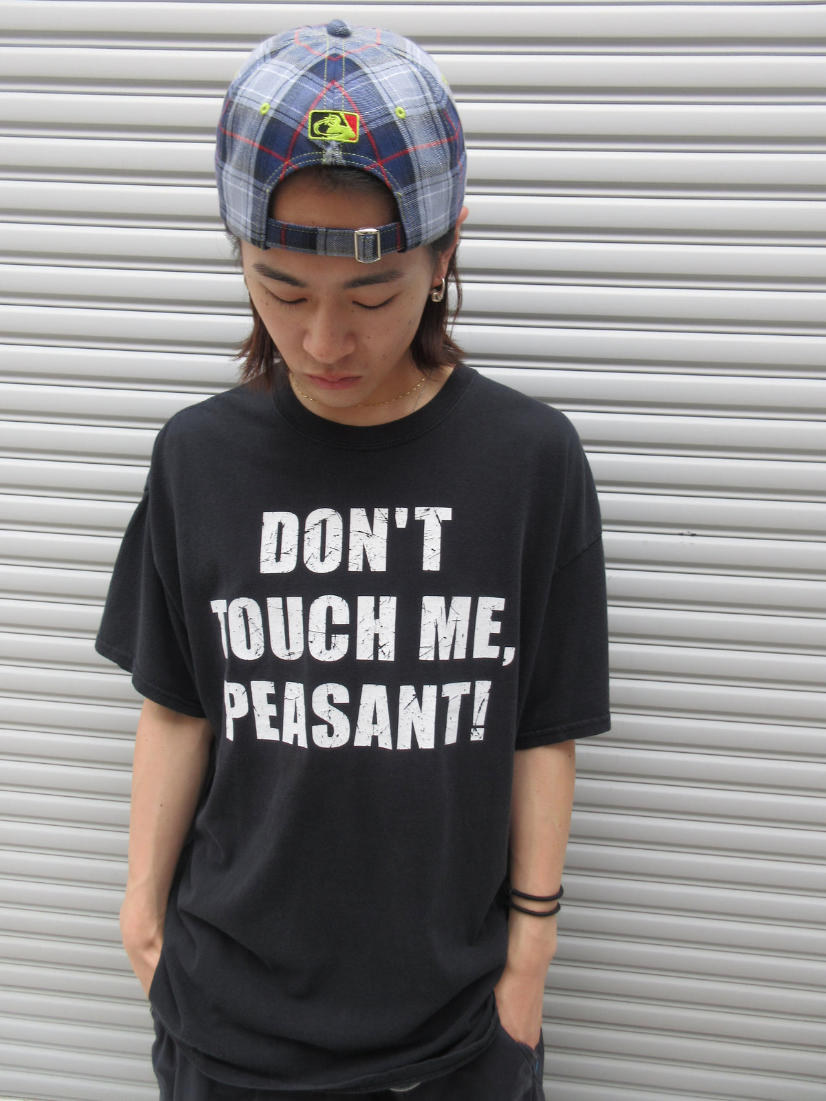 ~10s DONT TOUCH ME PLEASANT Tee