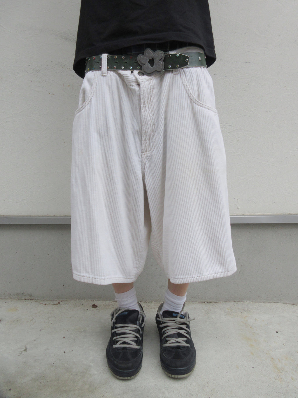 90~00s INTERSTATE Corduroy Super Baggy Shorts