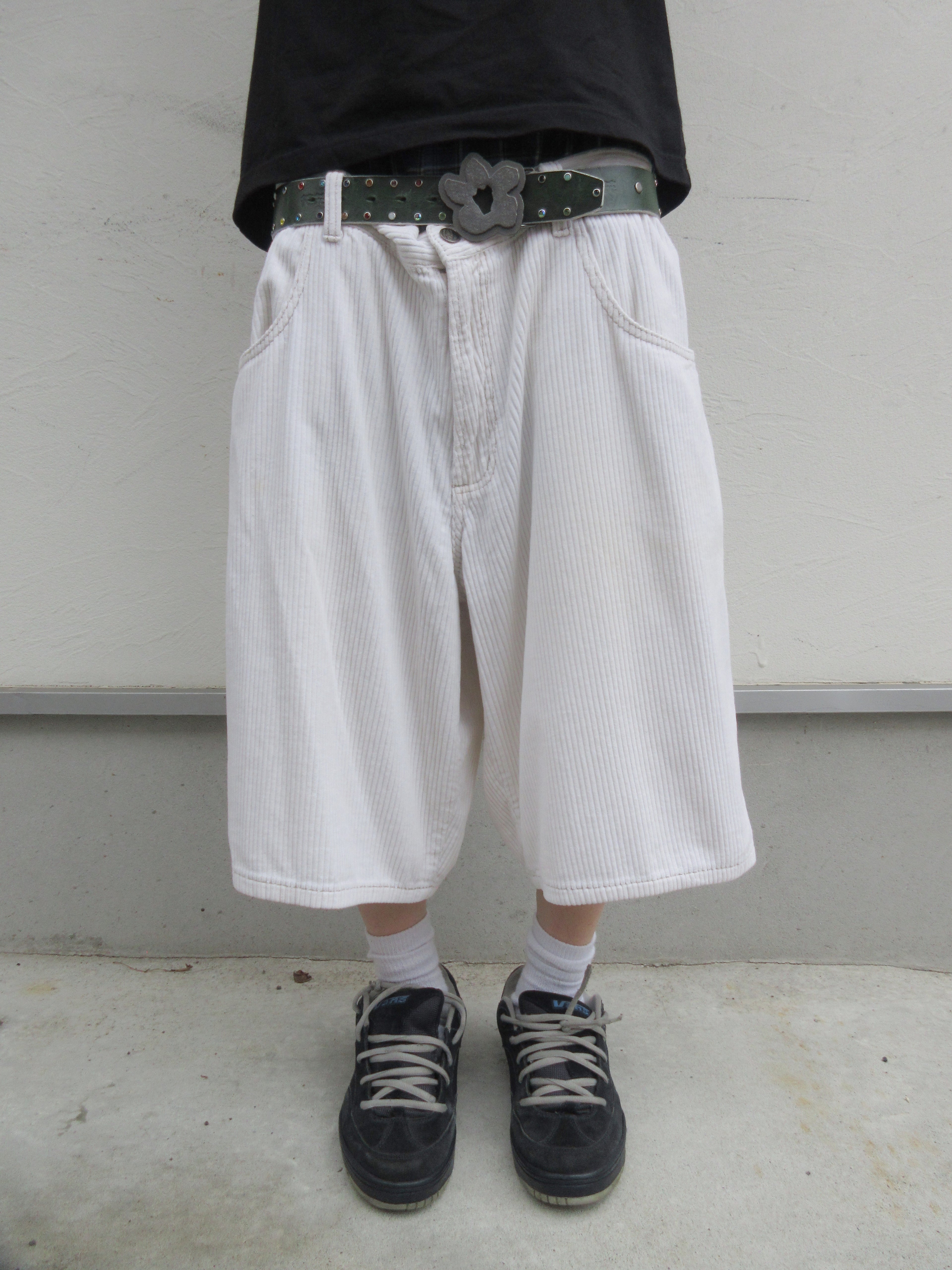 90~00s INTERSTATE Corduroy Super Baggy Shorts