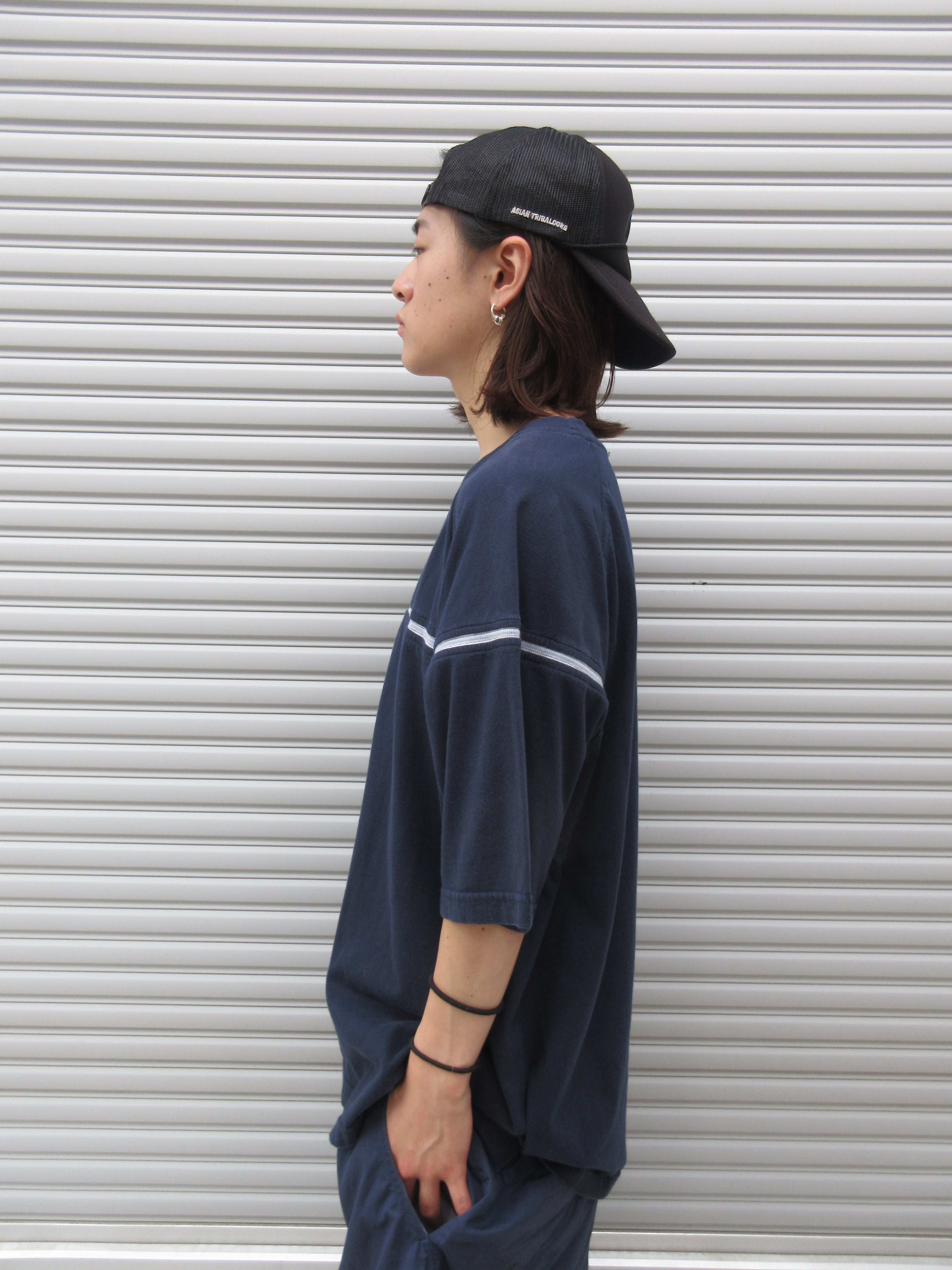 00s NO BOUNDARIES Lining Tee