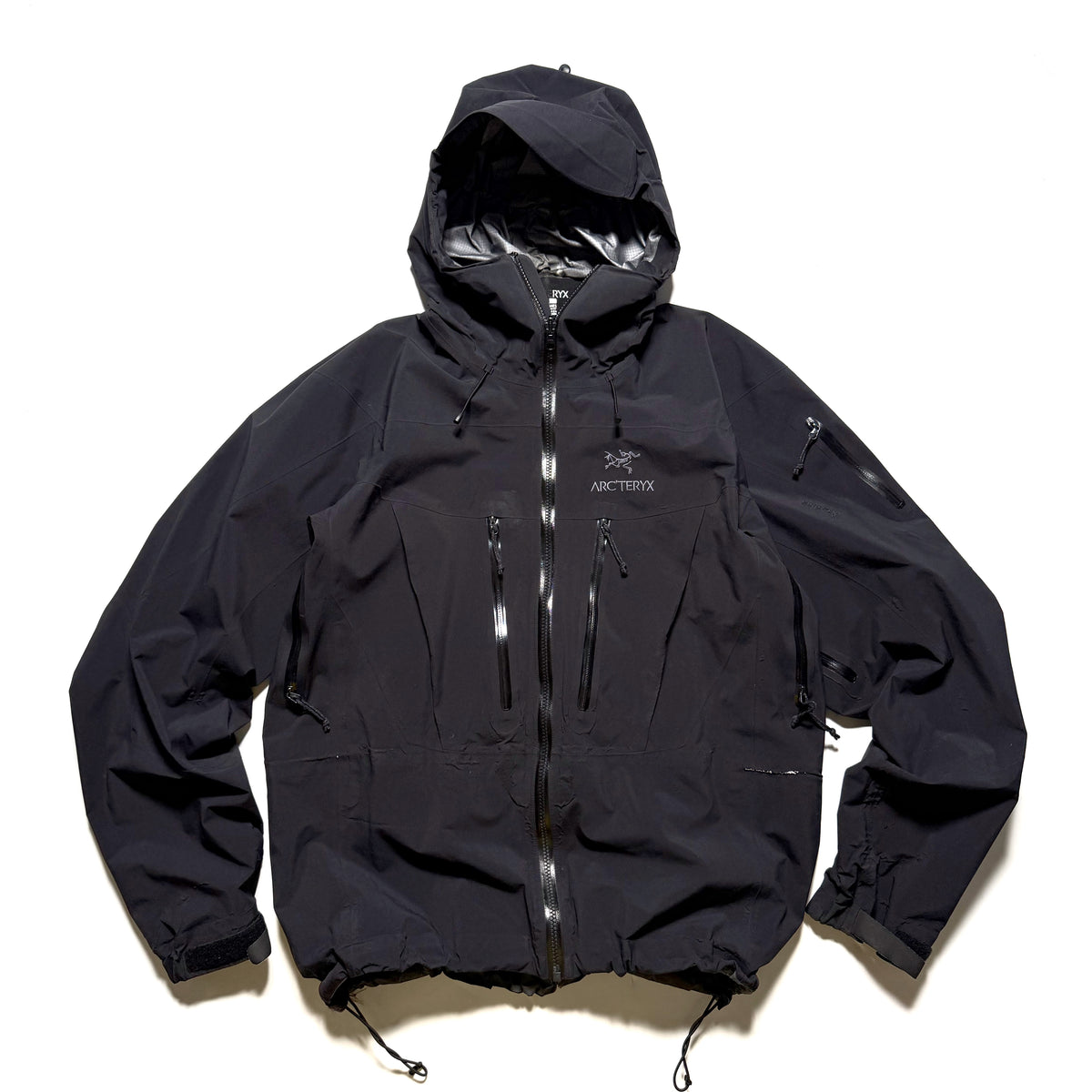 10's Arc’teryx Alpha SV Jacket