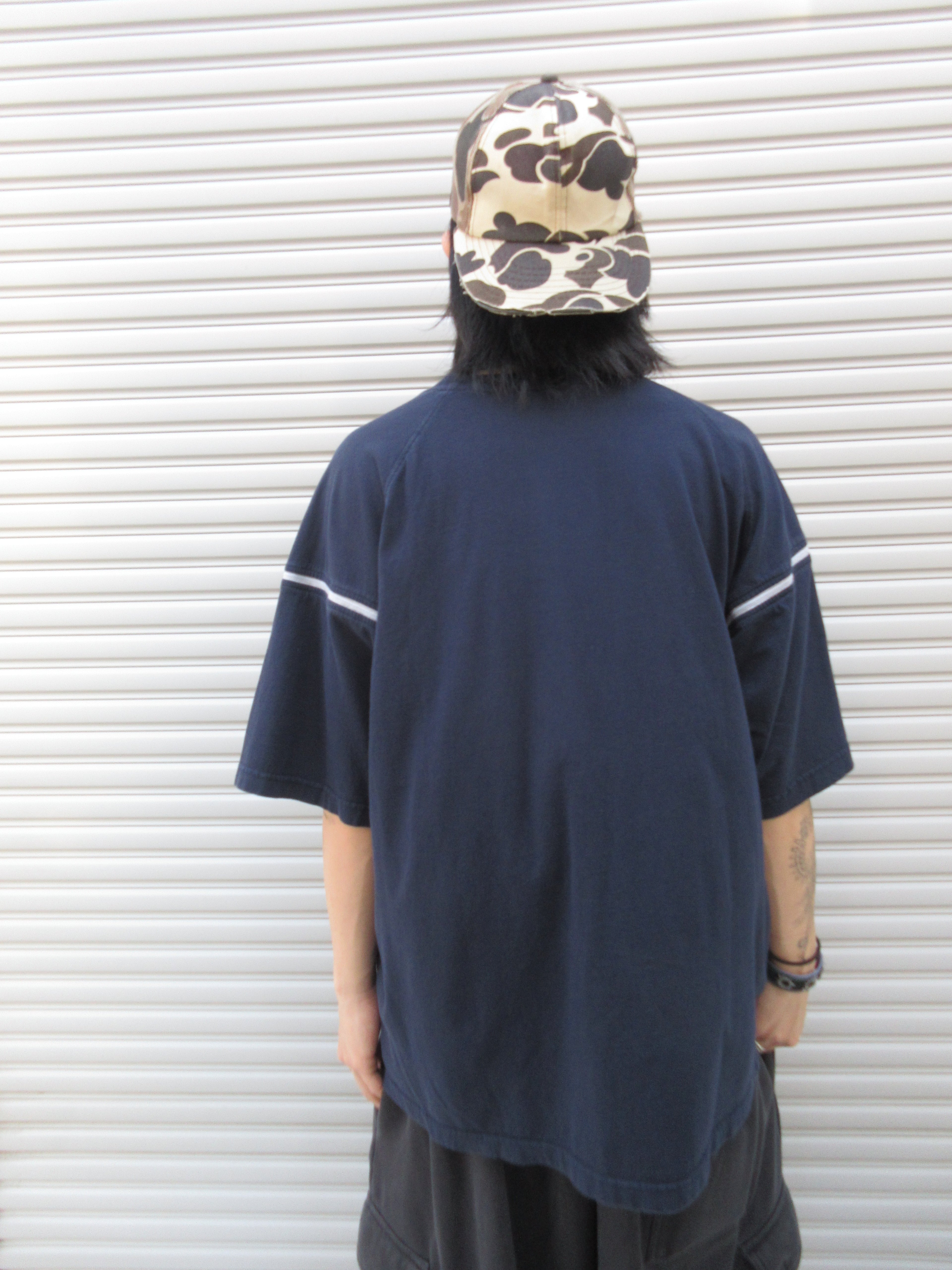 00s NO BOUNDARIES Lining Tee