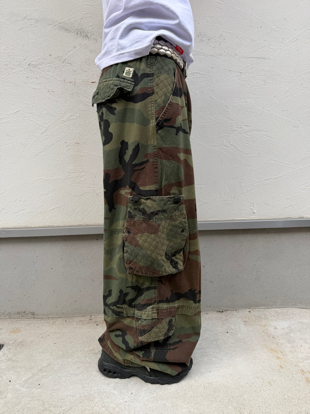 00s Machine Super Baggy Cargopants