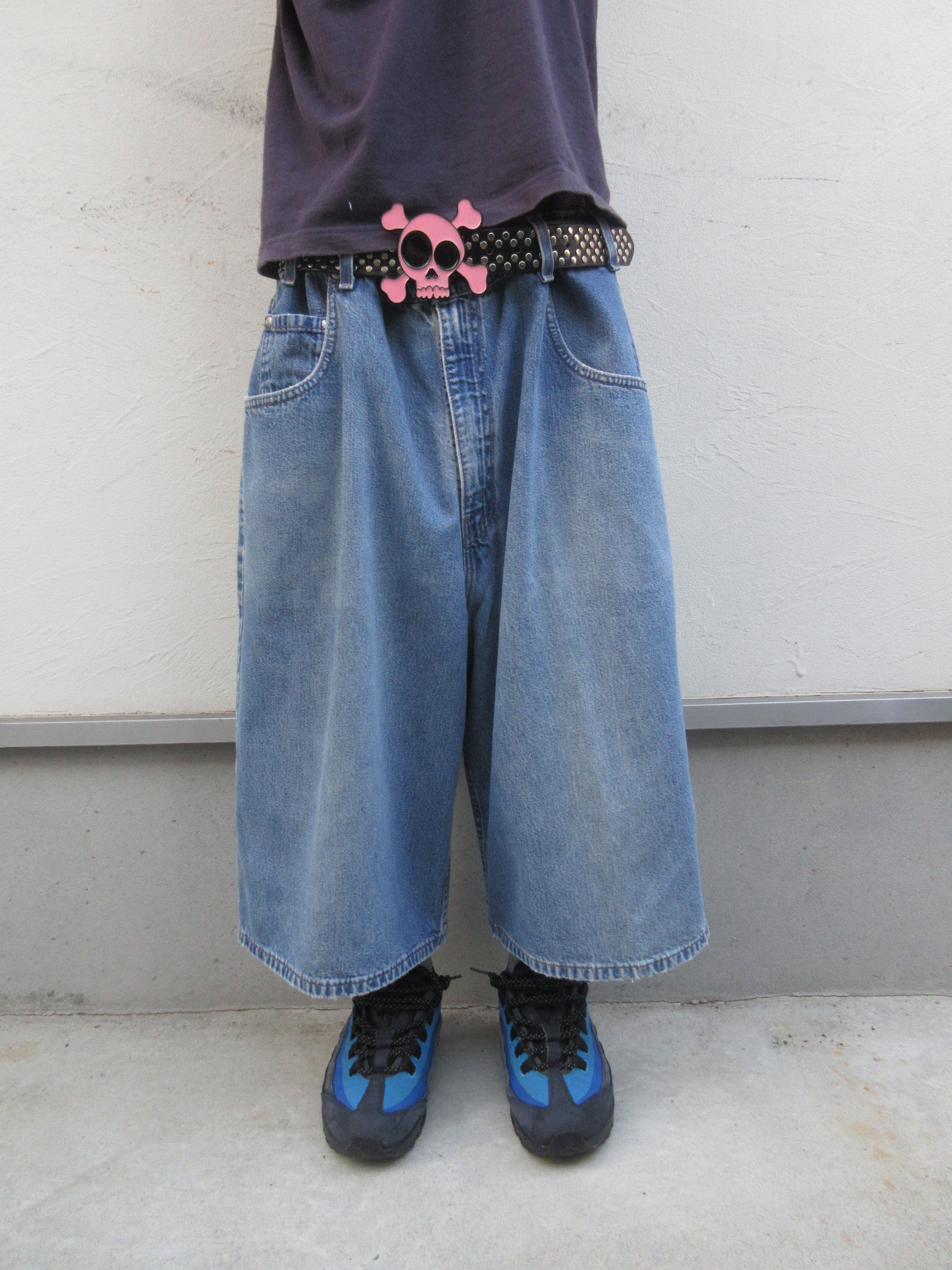 90s SILVER TAB Long Jorts