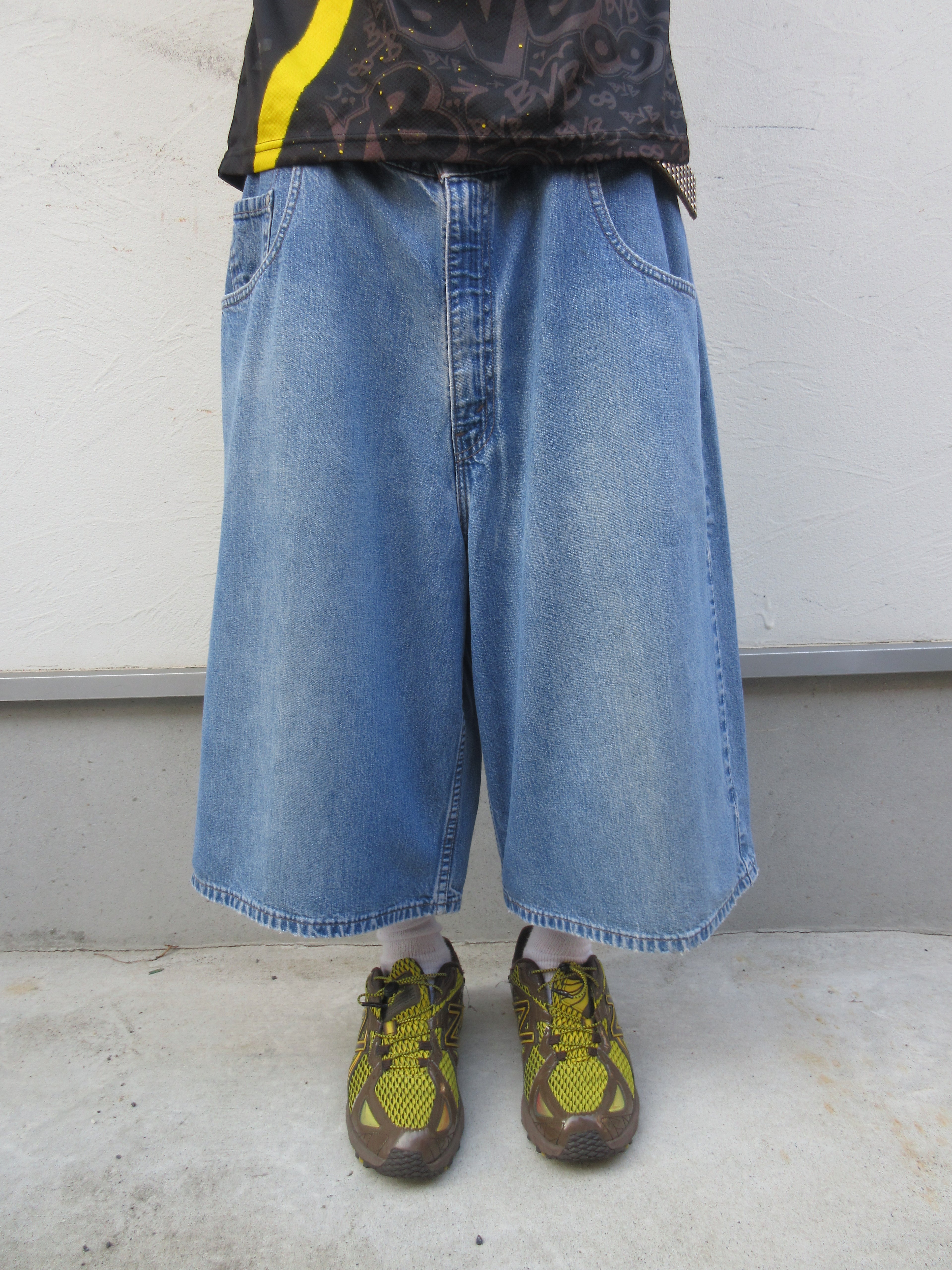 90s SILVER TAB Long Jorts