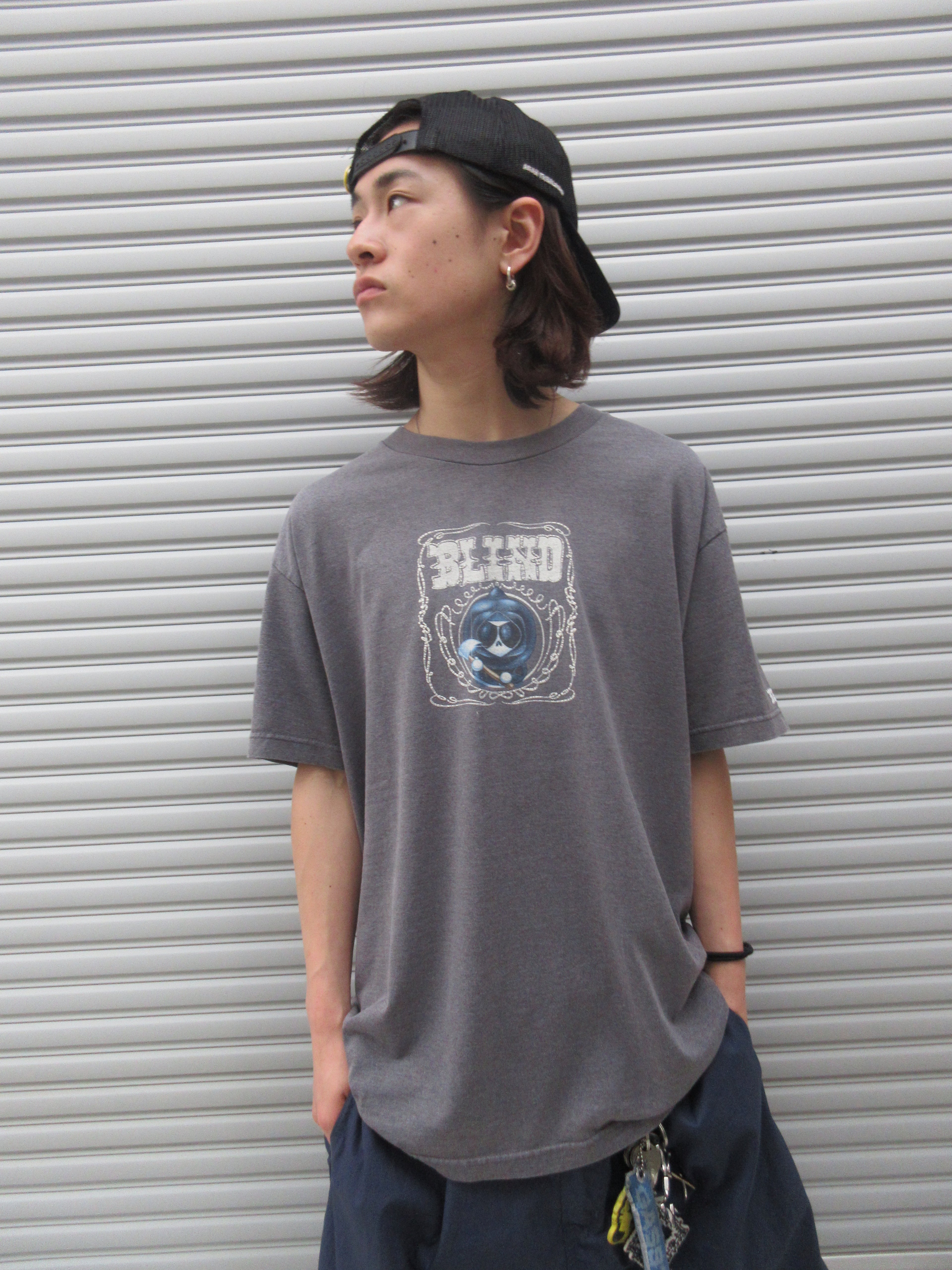 00s BLIND Logo Graphic Tee