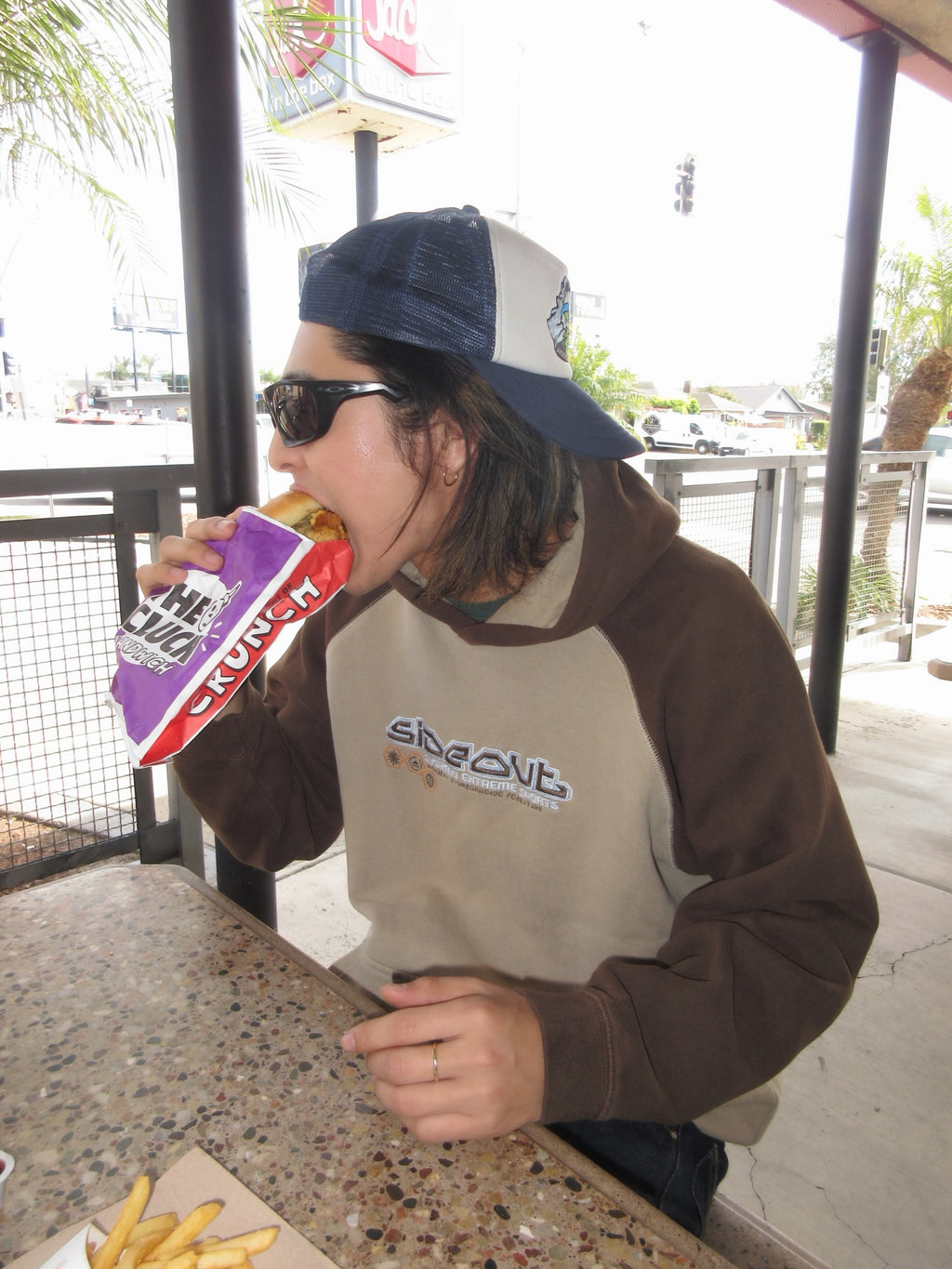 00s SIDEOUT Logo Two-tone Hoodie