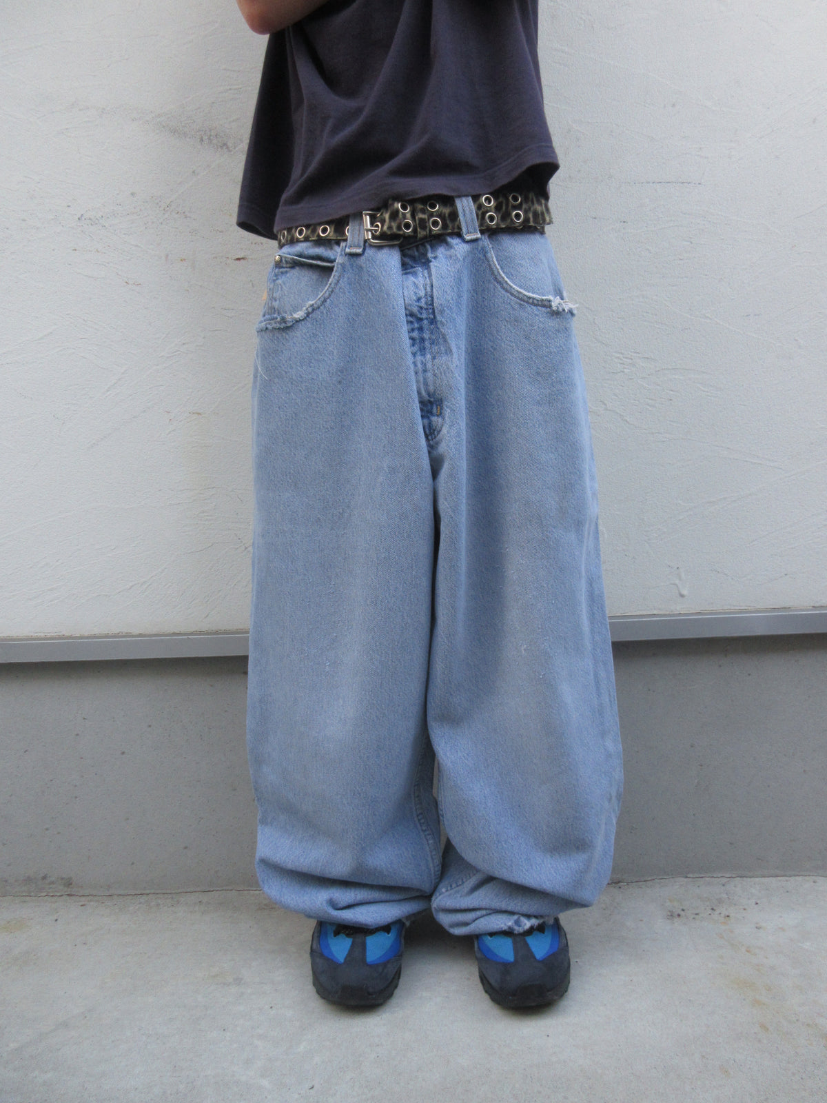 00s Anchor Blue BEYOND BAGGY Denim