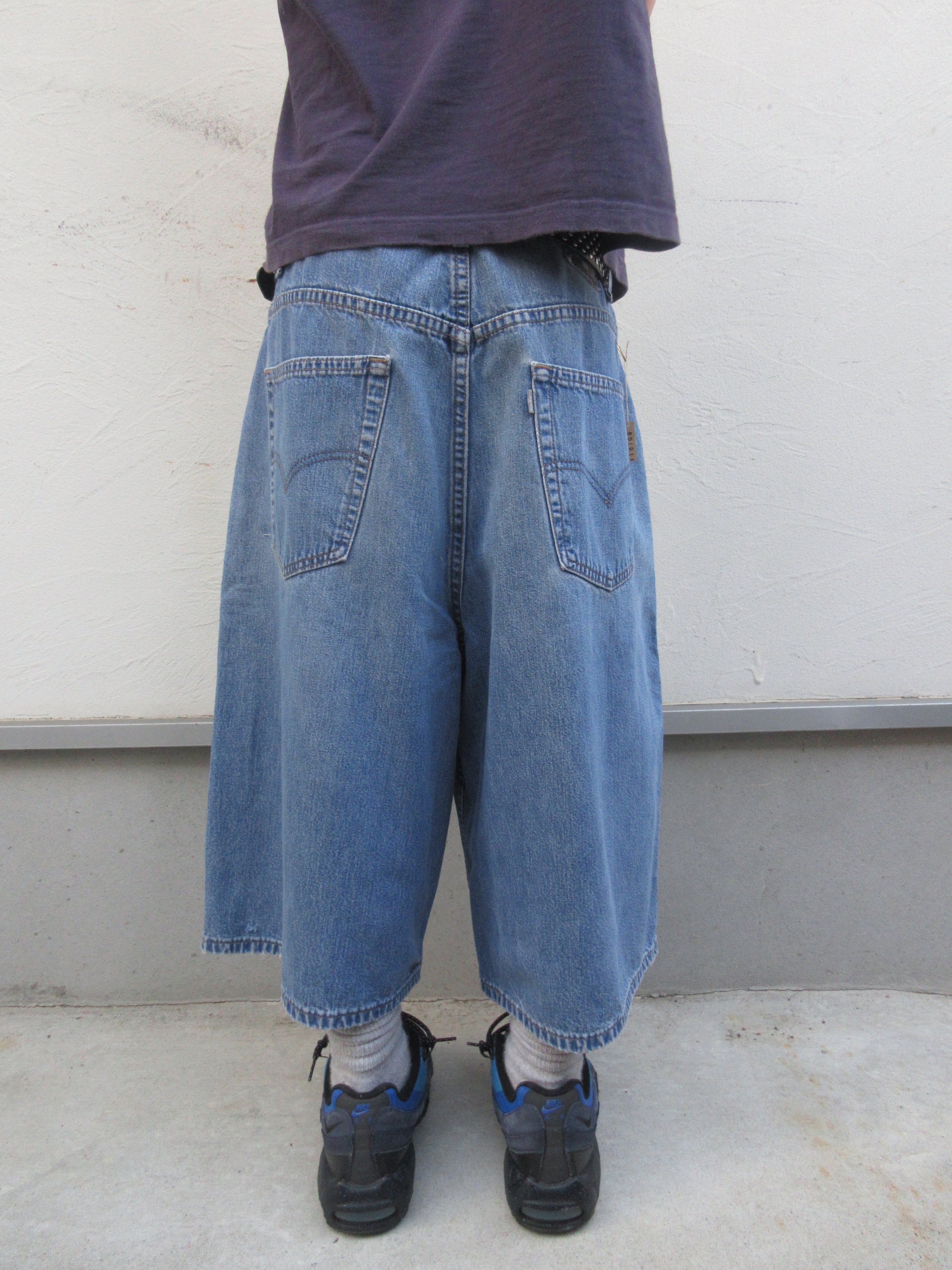 90s SILVER TAB Long Jorts