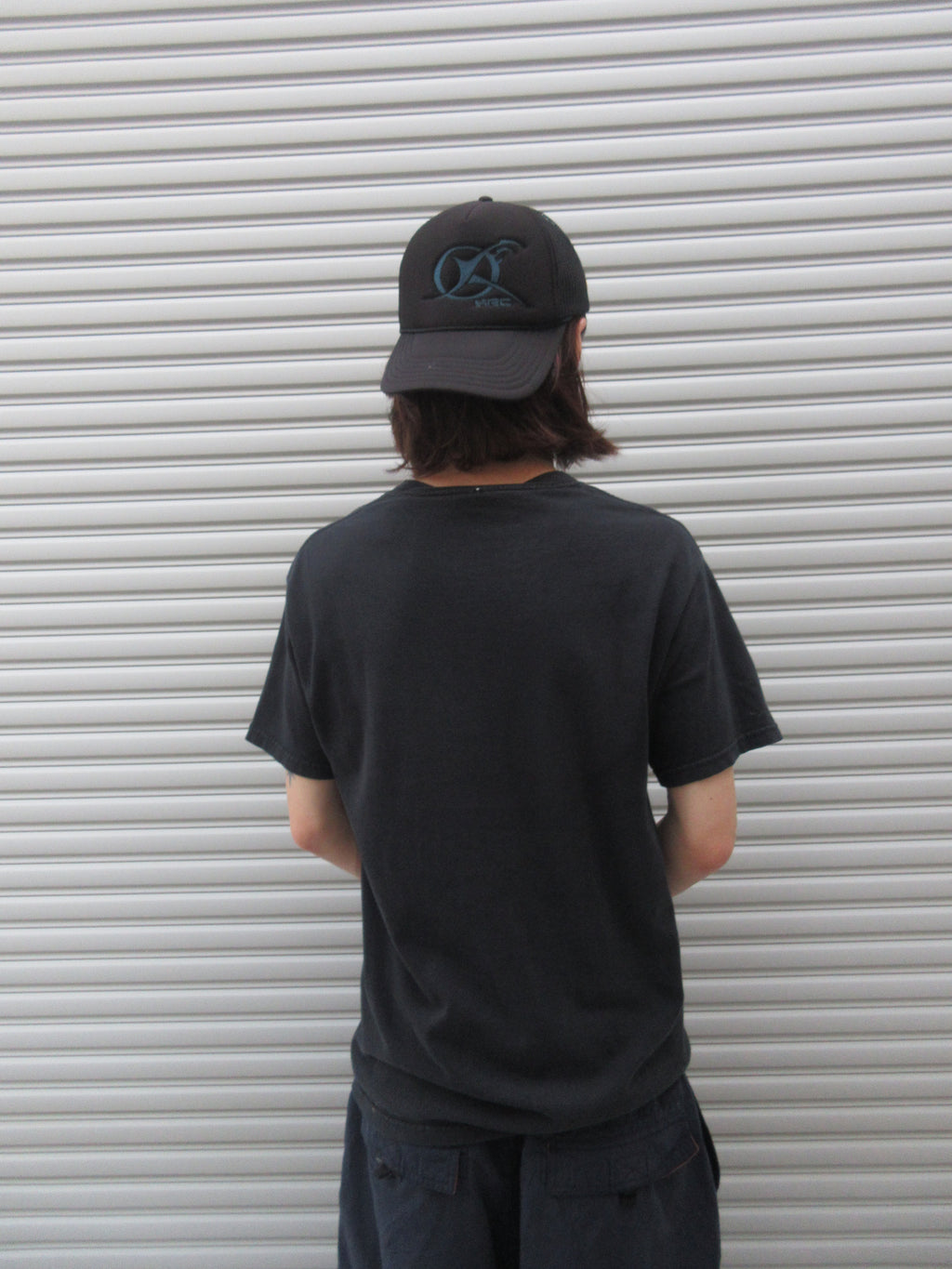 00s inDusTRial Logo Graphic Tee