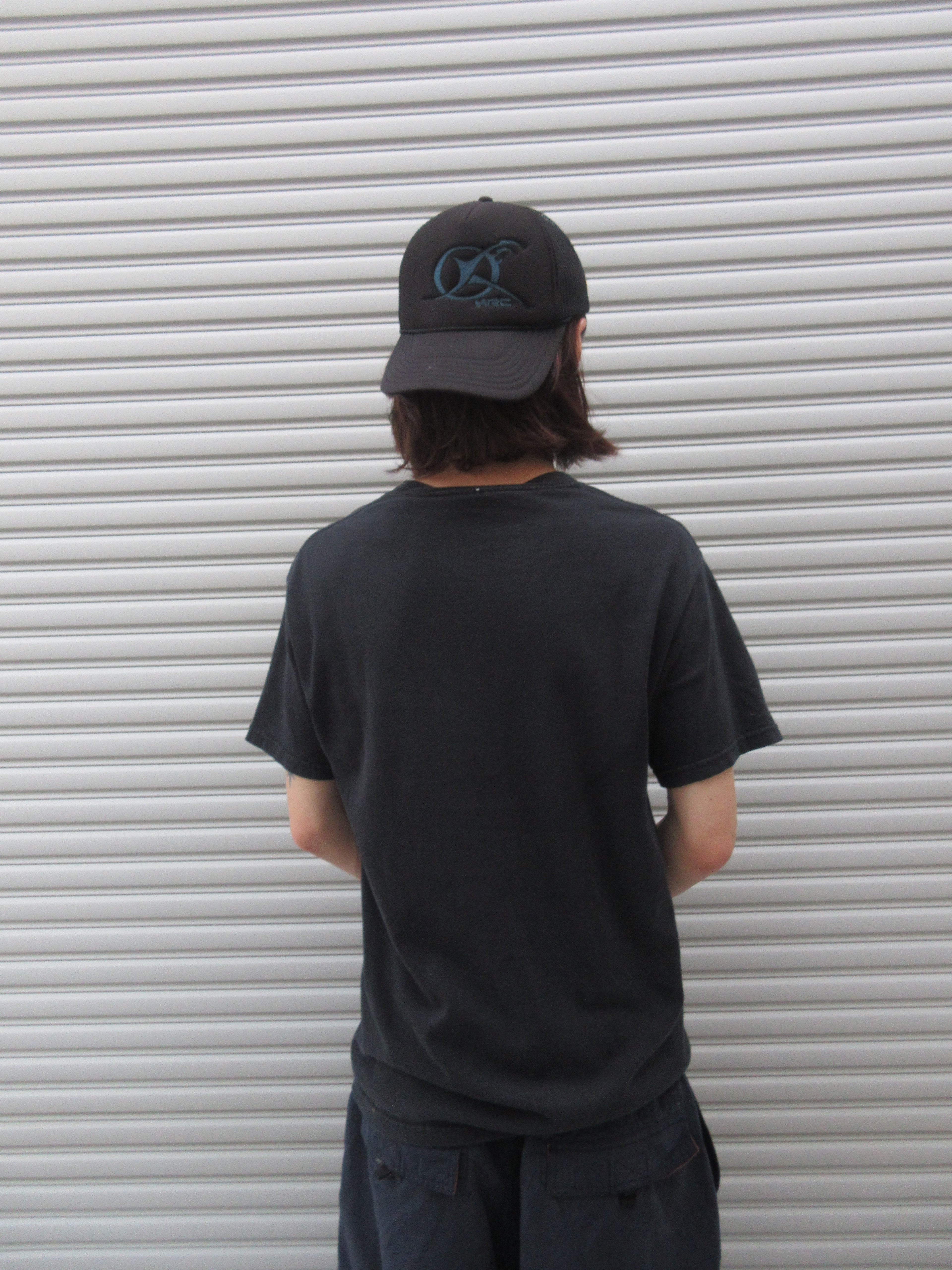 00s inDusTRial Logo Graphic Tee