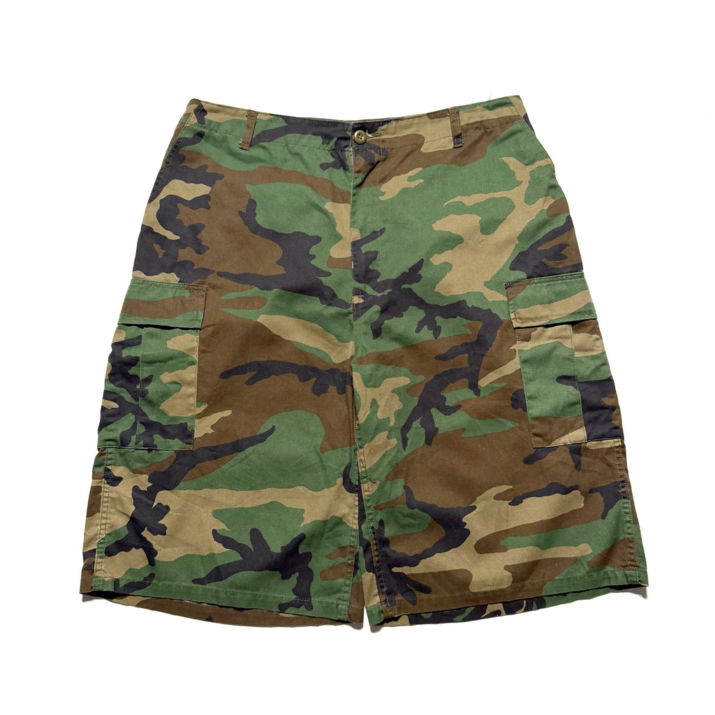 00s UNKNOWN Camo Cargoshorts