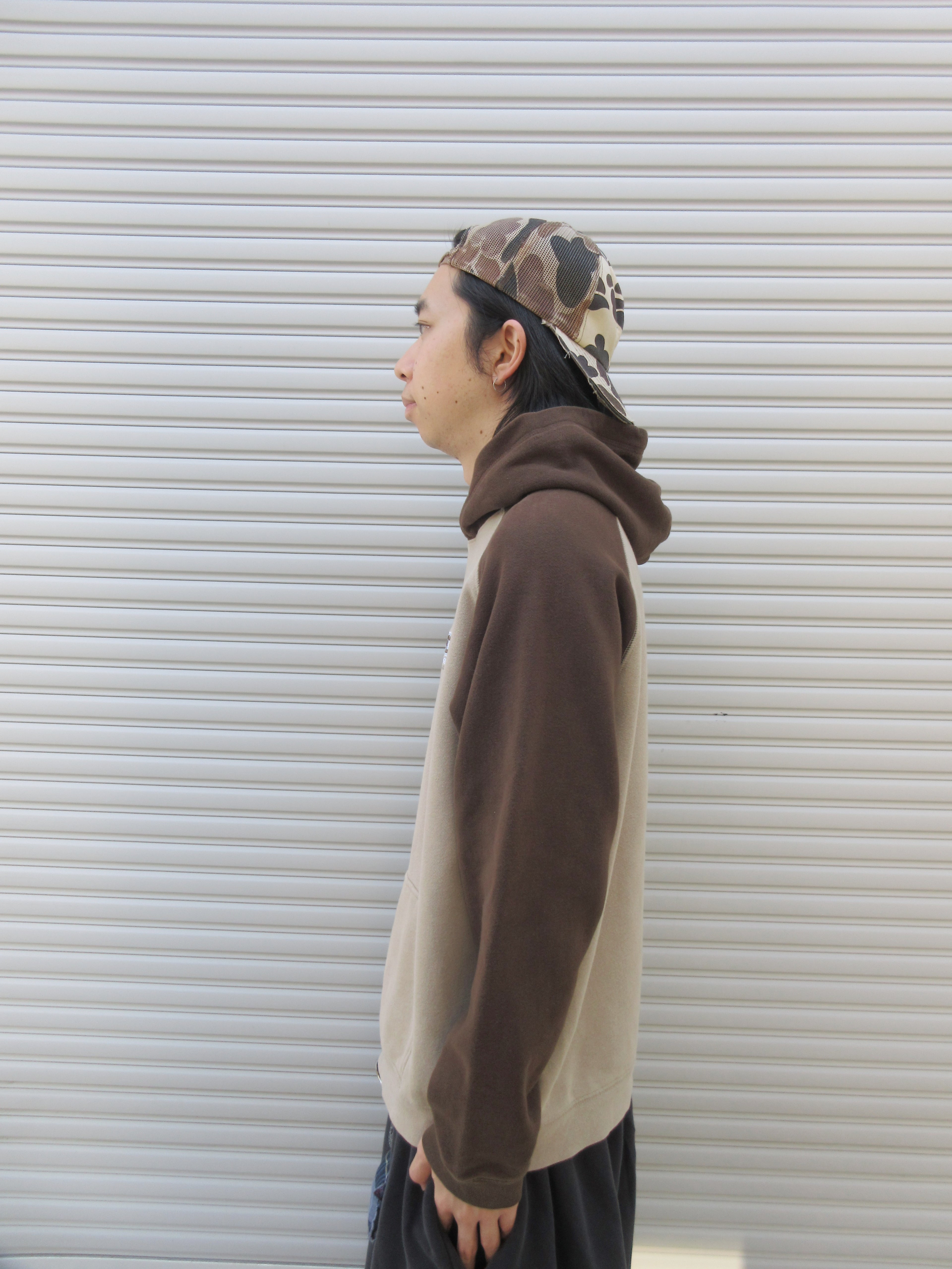 00s SIDEOUT Logo Two-tone Hoodie