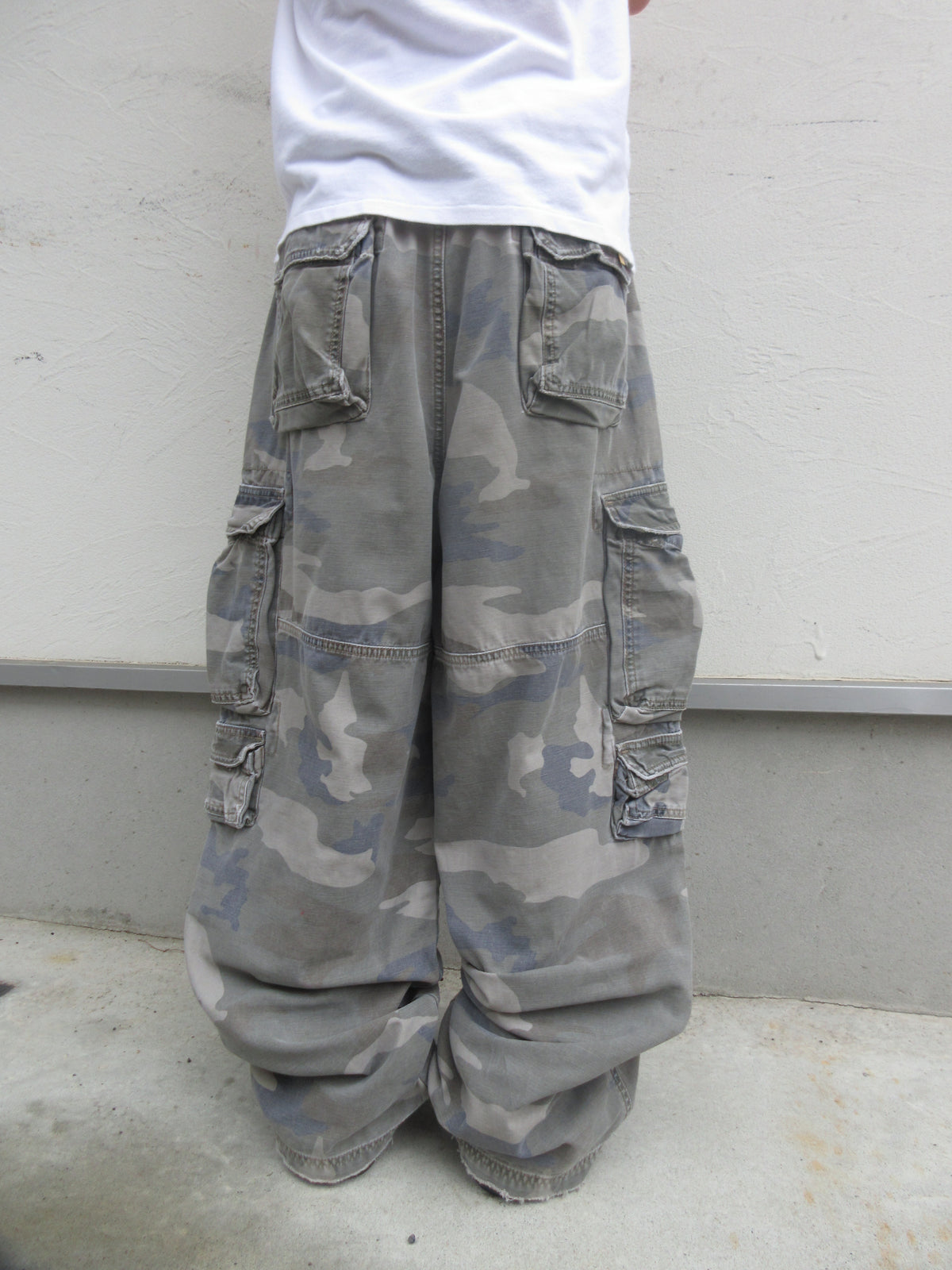 00s MOSSIMO Baggy Cargopants